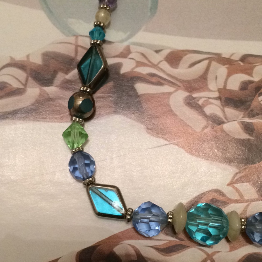 Gorgeous glass chocker - Picture 3 of 7